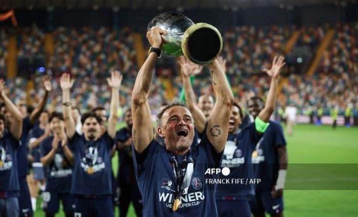 psg_juara_piala_interkontinental_2025_lengkapi_sextuple_trofi