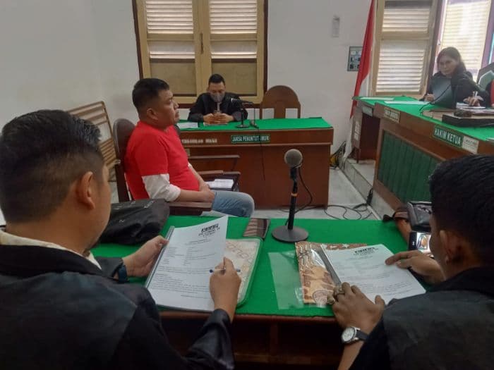 sidang_vonis_penganiayaan_anak_tiri_berujung_maut_di_medan_penasihat_hukum_yakin_terdakwa_bebas