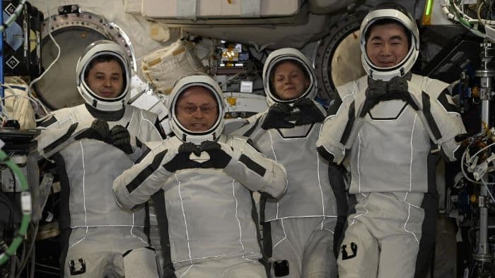 masalah_medis_serius_empat_astronaut_iss_dievakuasi_ke_bumi