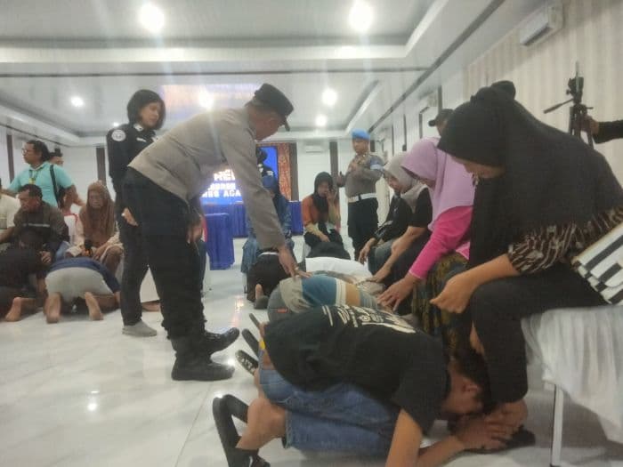aksi_geng_motor_di_asahan_viral_21_anak_menangis_menyesali_perbuatan