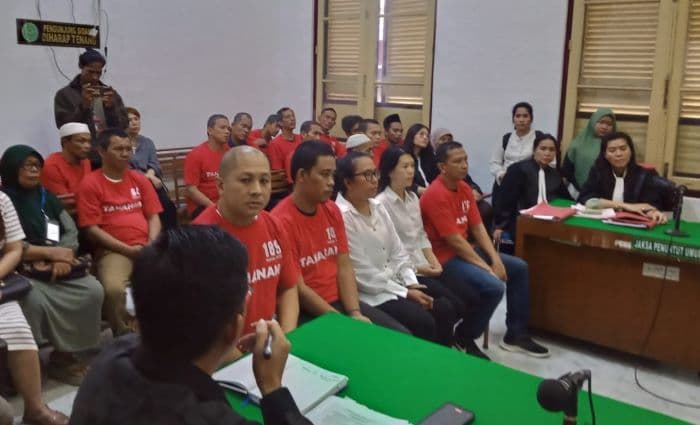 sidang_tuntutan_5_terdakwa_kasus_pabrik_ekstasi_rumahan_ditunda_ketiga_kalinya_