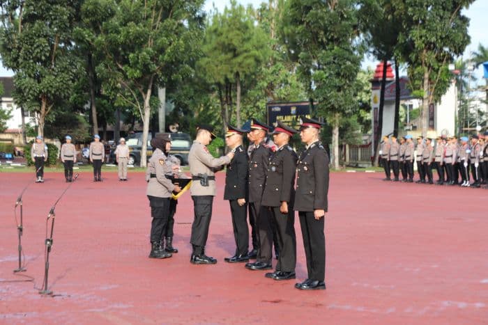 136_personel_polda_sumut_terima_satyalancana_kesetiaan_apa_makna_penghargaan_ini