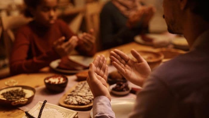 amalan_sunah_yang_dianjurkan_selama_ramadan_menurut_ulama_klasik