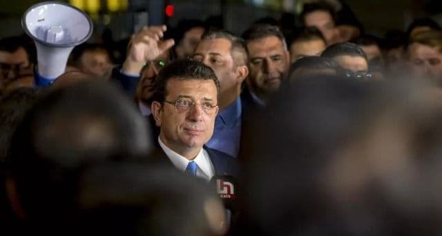 tuduhan_korupsi_polisi_turki_siap_tangkap_wali_kota_istanbul_imamoglu