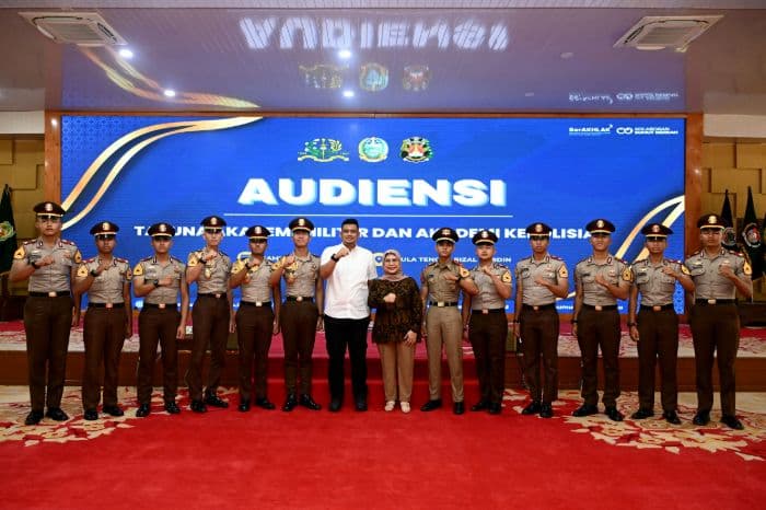 gubernur_bobby_nasution_tekankan_kekompakan_kepada_taruna_akpol_dan_akmil
