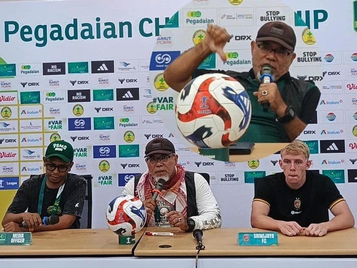 iwan_setiawan_minta_maaf_ke_psms_medan_usai_psywar_temui_suporter_langsung