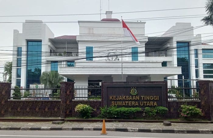 kejati_sumut_usut_dugaan_korupsi_kip_kuliah_dan_konflik_kepentingan_di_lldikti