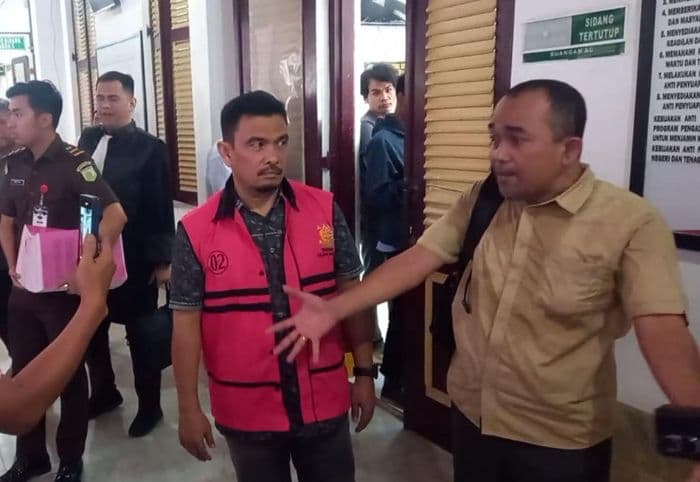 ph_sebut_mantan_kadisdik_langkat_korban_kriminalisasi_di_kasus_korupsi_smartboard