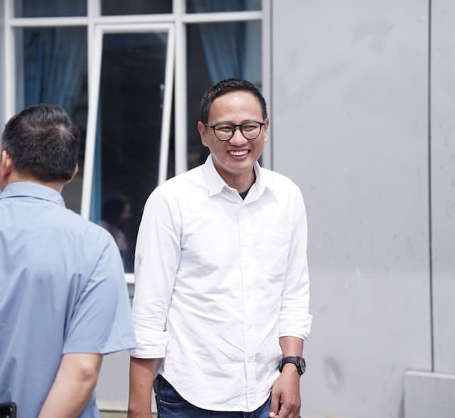 prabowo_subianto_bilang_warga_desa_tak_butuh_dolar_ekonom_uisu_angkat_bicara