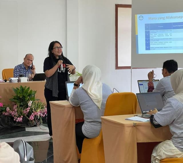 rupiah_makin_melemah_dampaknya_hingga_ke_sektor_pendidikan