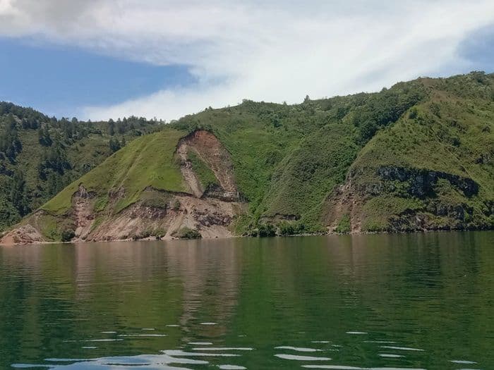 tambang_batu_ilegal_di_tepian_danau_toba_picu_konflik_warga_lbh_sppn_disorot