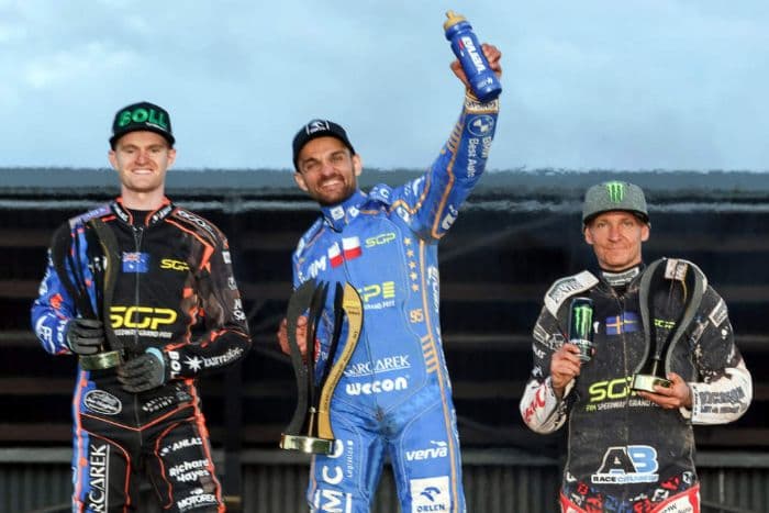 drama_ganda_di_speedway_gp_inggris_bewley_bersinar_zmarzlik_kembali_menggila
