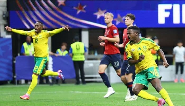 ceko_gagal_menang_afrika_selatan_selamat_berkat_penalti_mokoena_di_menit_akhir