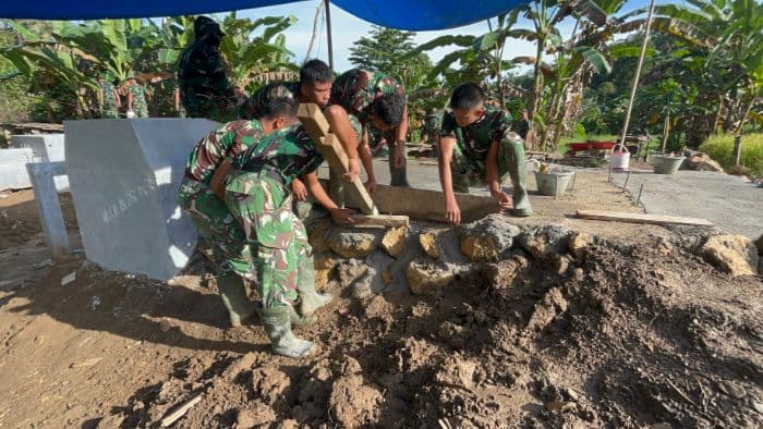 progres_pembangunan_jembatan_gantung_sungai_sowu_di_nias_capai_51_persen