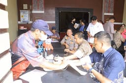sambut_hari_bhayangkara_ke80_polres_samosir_kumpulkan_80_kantong_darah_dari_aksi_donor_massal