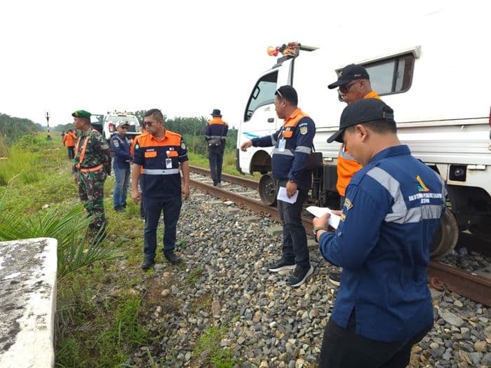 kai_tinjau_jalur_rantauprapataek_nabara_operasional_makin_dekat