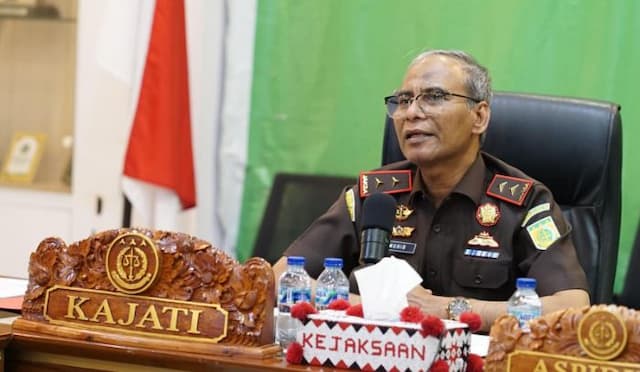 kajati_sumut_ditunjuk_jadi_tim_penyidik_eks_jampidsus_febrie_adriansyah