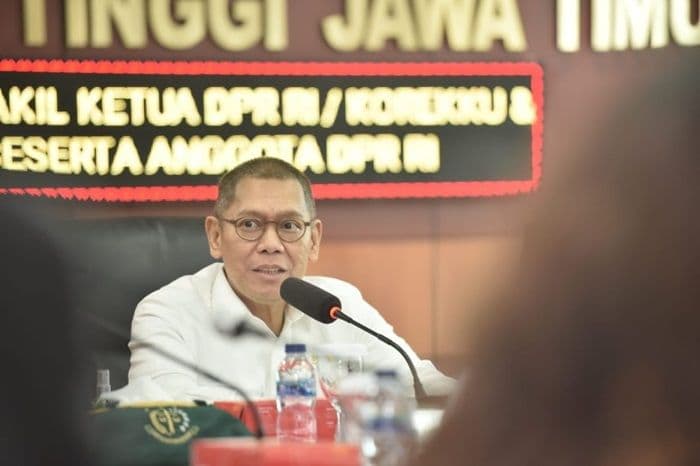 gaji_dpr_tidak_naik_wakil_ketua_hanya_tunjangan_yang_disesuaikan