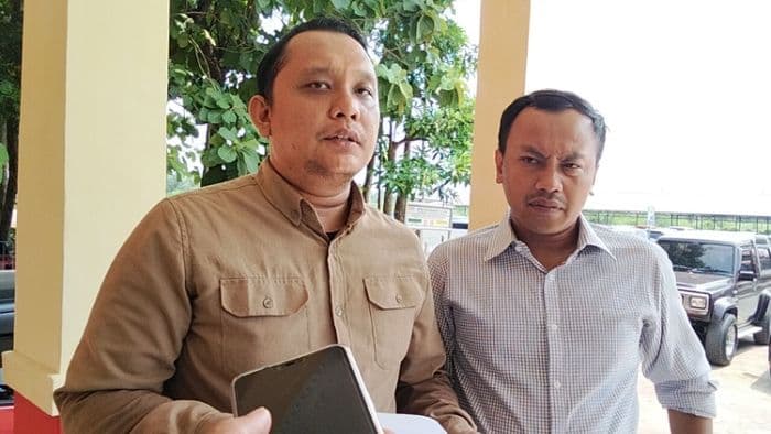kasus_penipuan_umroh_rp400_juta_di_medan_eva_suriati_didesak_segera_ditangkap_polisi