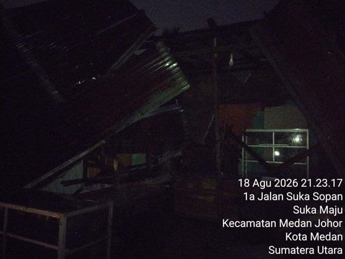 hujan_badai_di_medan_11_rumah_rusak_dan_4_kk_mengungsi