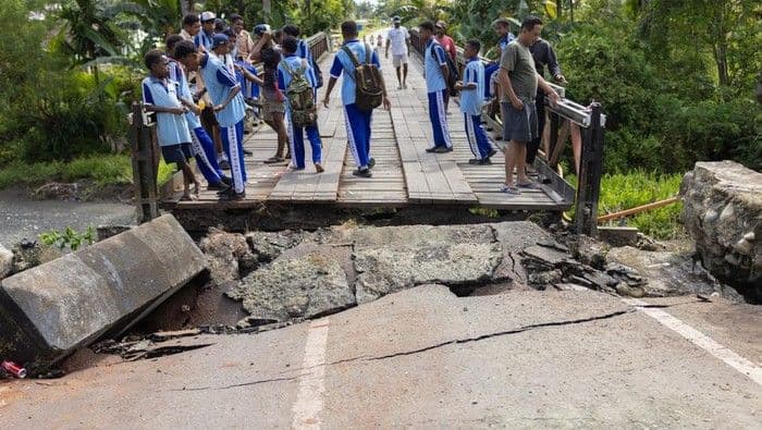 gempa_66_guncang_nabire_bangunan_rusak_tanpa_korban