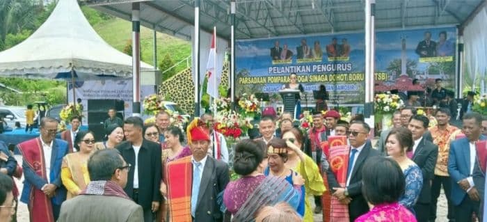 4000_warga_hadiri_pelantikan_pptsb_samosir_budaya_dan_pariwisata_jadi_sorotan
