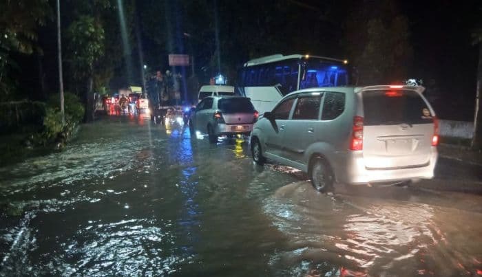banjir_masih_jadi_momok_di_siantar_bpbd_desak_balai_jalan_nasional_turun_tangan