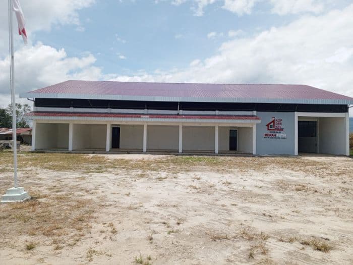 pembangunan_gedung_koperasi_merah_putih_di_toba_mangkrak_pekerja_disebut_belum_dibayar