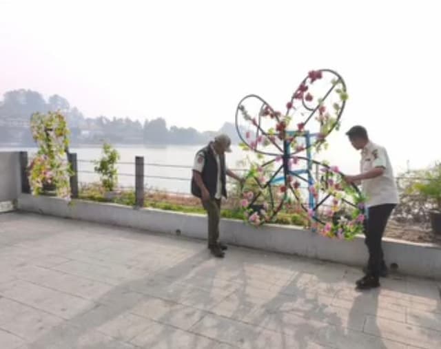 viral_pungli_di_pantai_bebas_parapat_spot_foto_langsung_dibongkar