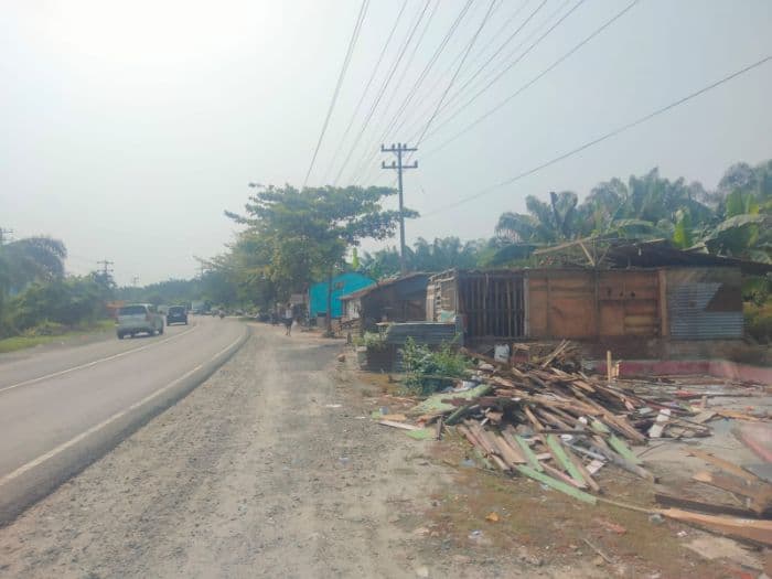 bangunan_di_jalinsum_asahan_belum_dibongkar_terdampak_proyek_pipa_gas