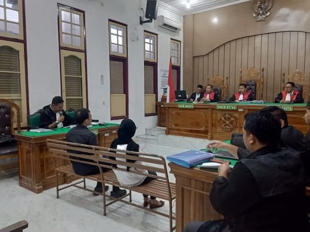 keponakan_wali_kota_tebing_tinggi_hadapi_vonis_hakim_tipikor_medan_hari_ini_