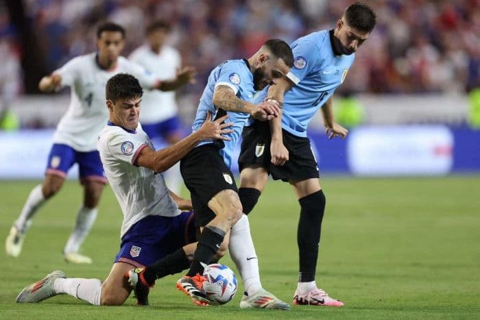 as_pesta_gol_41_atas_uruguay_di_babak_pertama_freeman_dua_gol_di_tampa