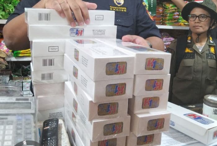 kasatpol_pp_toba_berharap_bea_cukai_rutin_lakukan_penindakan_rokok_ilegal