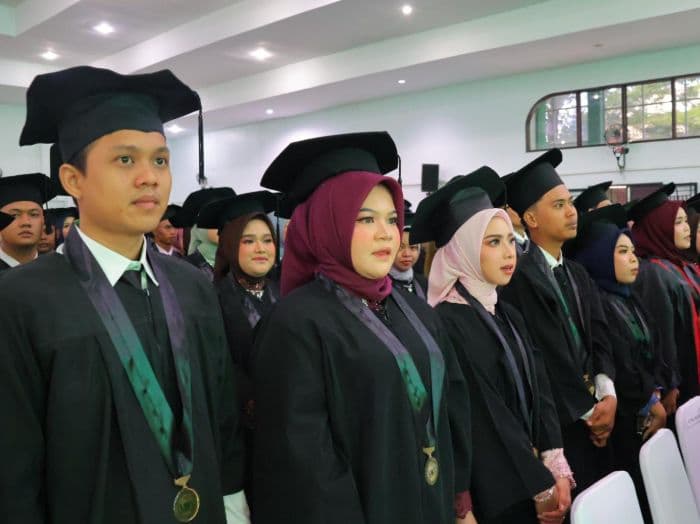 uinsu_wisuda_1736_lulusan_rektor_tekankan_karakter_dan_kompetensi_alumni