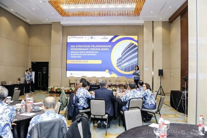 evaluasi_penerimaan_taruna_stmkg_bmkg_dorong_transformasi_sdm_unggul_dan_berkelanjutan