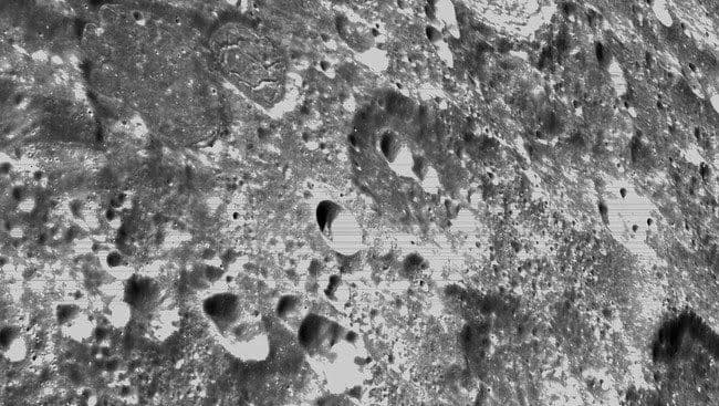 fenomena_langka_meteoroid_hantam_bulan_kilatan_cahaya_teramati_dari_irlandia