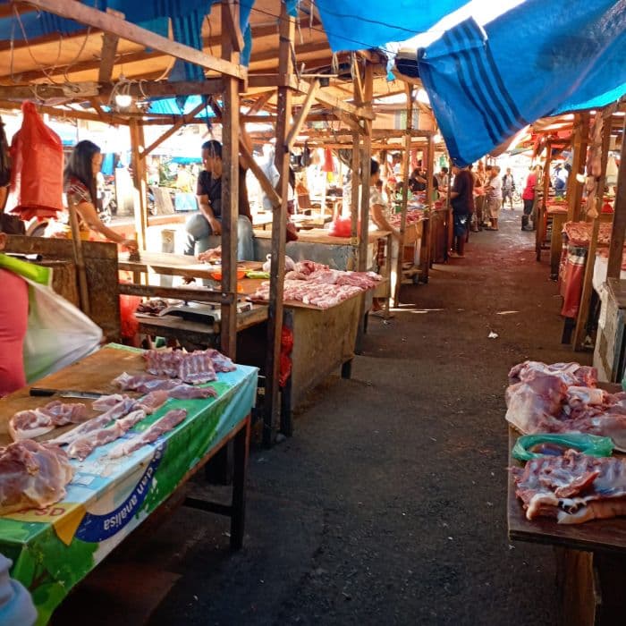 harga_daging_babi_stabil_jelang_nataru_ayam_naik_di_pematangsiantar