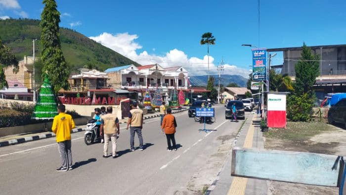 kejar_pad_razia_gabungan_pajak_kendaraan_digelar_di_pangururan