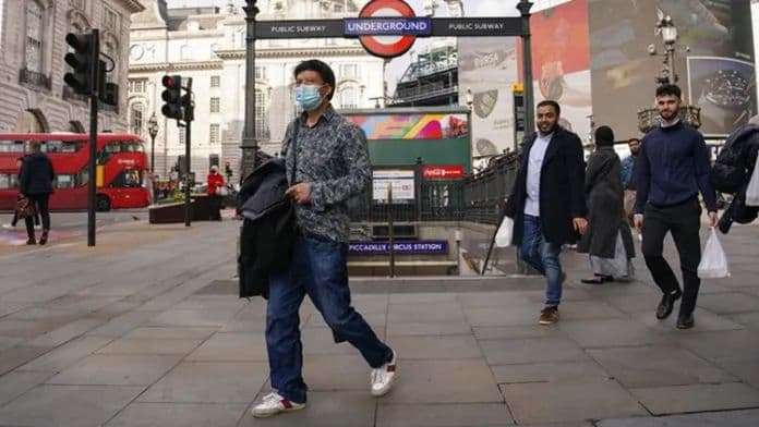 lonjakan_pasien_flu_rumah_sakit_di_inggris_masuk_siaga_tinggi