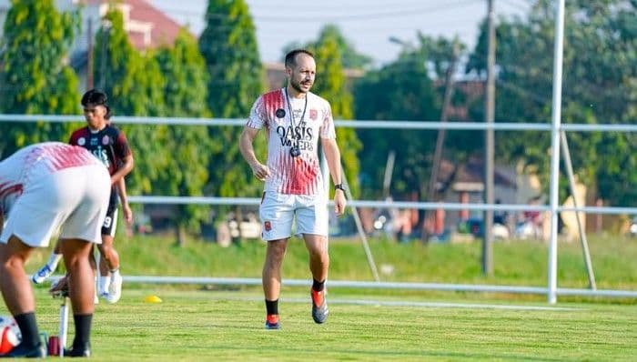 belum_miliki_pelatih_kepala_persijap_jepara_tunjuk_mario_lemos_sebagai_direktur_teknik