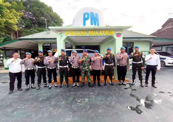 perkuat_sinergi_sipropam_polres_tebing_tinggi_sambangi_subdenpom_i11
