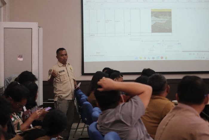 lahan_10000_hektare_disiapkan_pemkab_pakpak_bharat_untuk_perkebunan_gambir