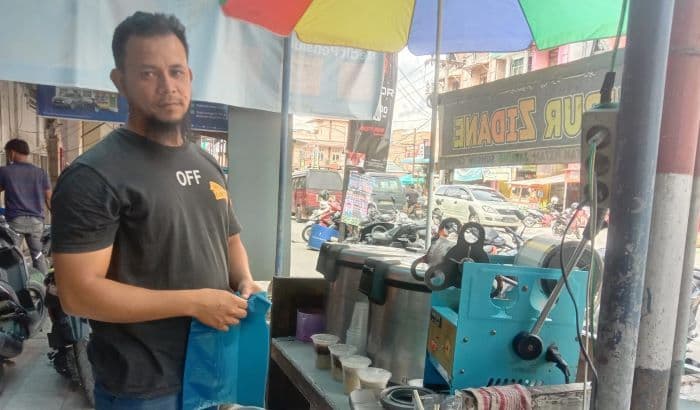 pedagang_kuliner_di_toba_mengalami_penurunan_omzet_sejak_setahun_terakhir_