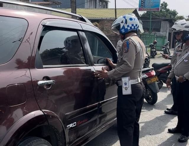 ops_keselamatan_toba_polda_sumut_tilang_975_pengendara_laka_terjadi