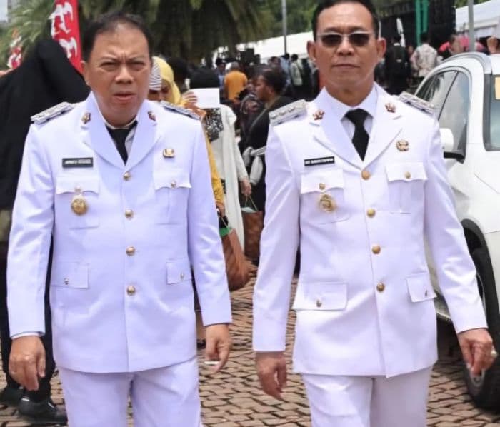 usai_dilantik_gus_irawan_pasaribujafar_syahbuddin_ritonga_siap_layani_dan_bela_kepentingan_warga_tapsel