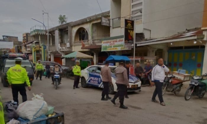 antisipasi_berulangnya_tawuran_kapolres_batu_bara_pimpin_patroli_subuh