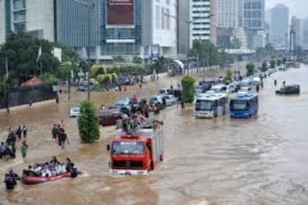 banjir_jakarta_20_februari_2026_61_rt_tergenang_6_jalan_terendam