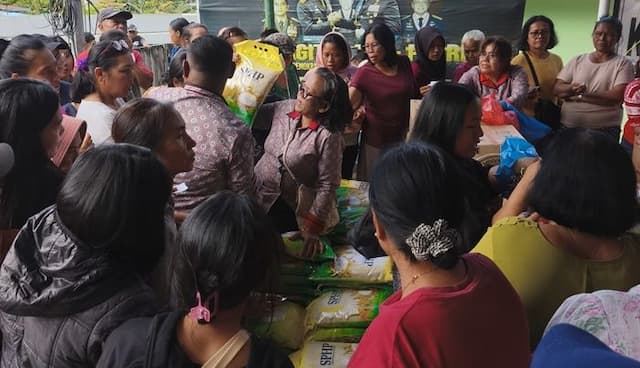 gerakan_pangan_murah_simalungun_diserbu_warga_di_parapat_harga_beras_hingga_minyak_lebih_hemat