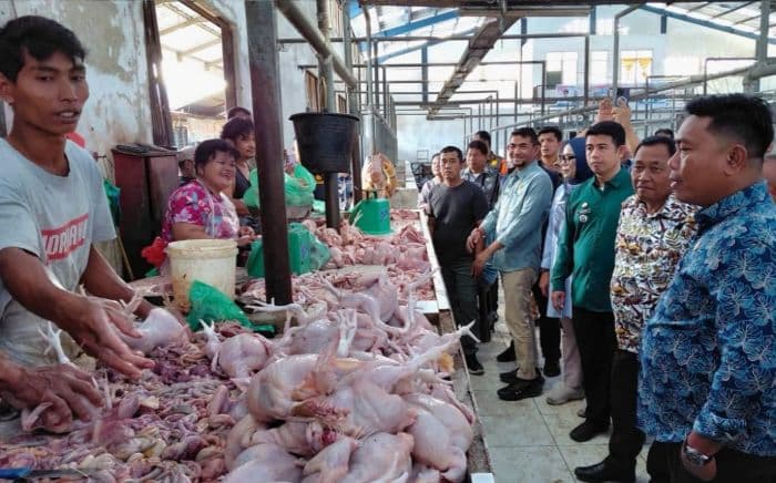 pemkab_deli_serdang_pastikan_stok_bahan_pokok_aman_dan_harga_stabil_jelang_idul_fitri_1447_h