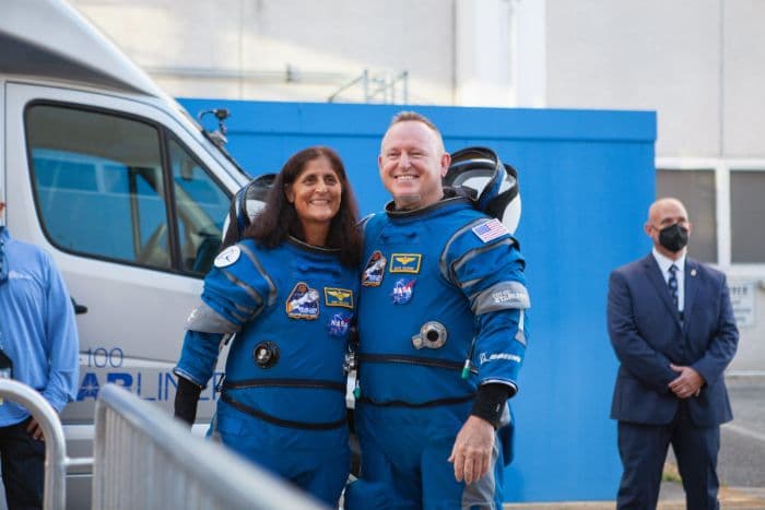 astronaut_nasa_akhirnya_pulang_setelah_9_bulan_terjebak_di_iss